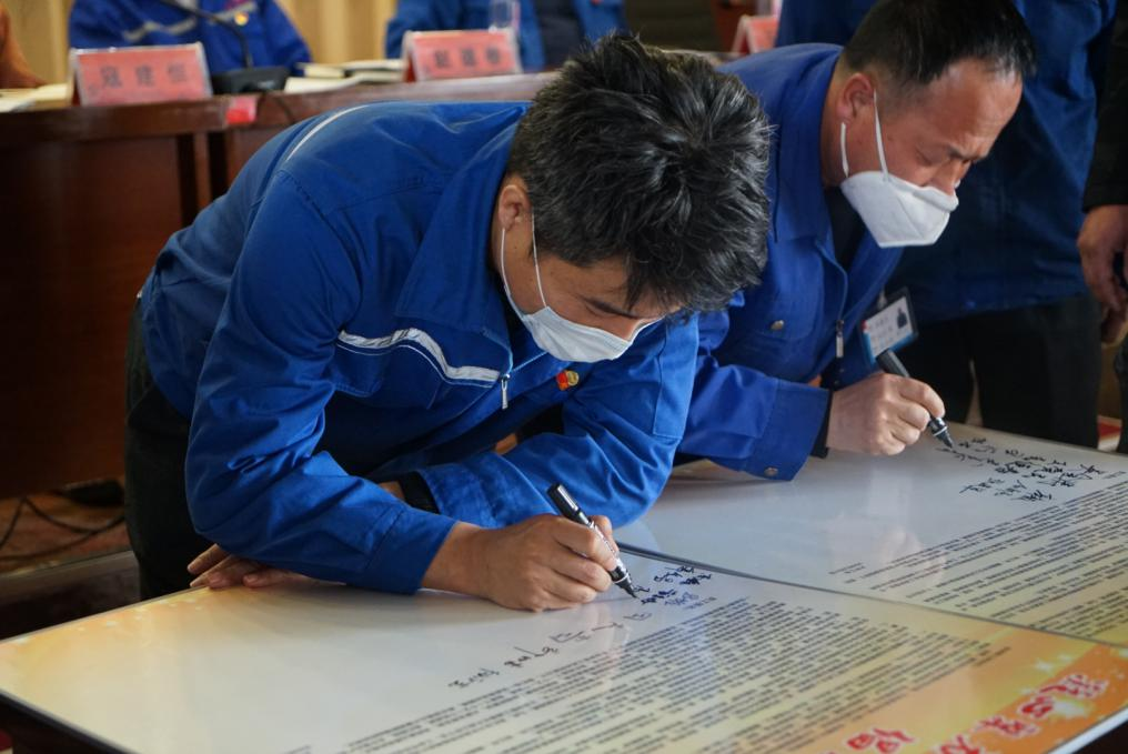 ϲѶ��K8����������ַ��ҵԱ�� �����ٻ�ȫ���Ȱ���ҵ����Ա���������ƺ�